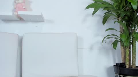 Melissa online show from 01/06/25, 11:42