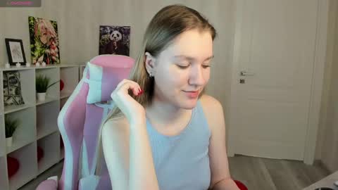 melissa_moooree online show from 03/11/25, 02:29