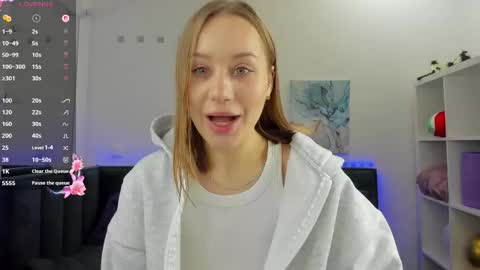 Snapshot of melissa_new22 chatting on 11/10/25, 12:53 melissa_new22 online show from 11/10/25, 12:53