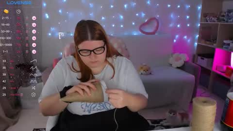 Snapshot of melissa_purr chatting on 12/14/24, 10:39 melissa_purr online show from 12/14/24, 10:39