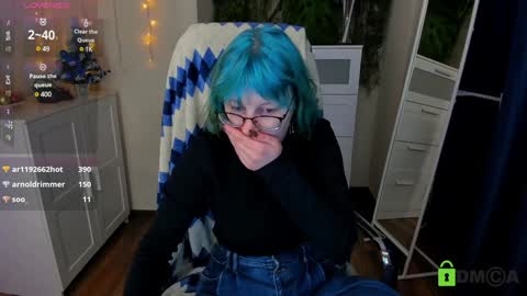 Snapshot of melissa_wells chatting on 01/03/25, 12:43 Melissa online show from 01/03/25, 12:43