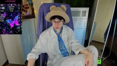 Snapshot of melissa_wells chatting on 10/08/25, 07:39 Melissa online show from 10/08/25, 07:39