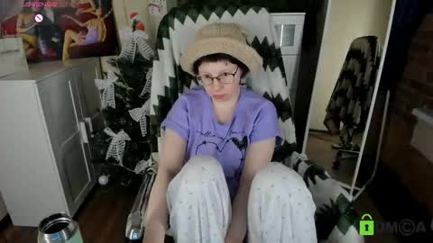 Melissa online show from 12/22/25, 04:09