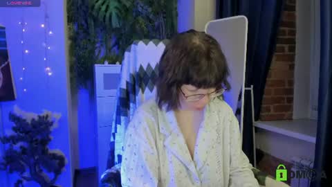 Melissa online show from 06/25/26, 09:19
