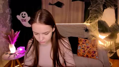 Melisa online show from 10/23/25, 02:11