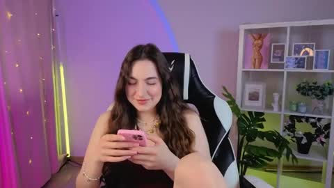 Snapshot of melissachaarm_ chatting on 05/28/26, 04:54 Melissa online show from 05/28/26, 04:54