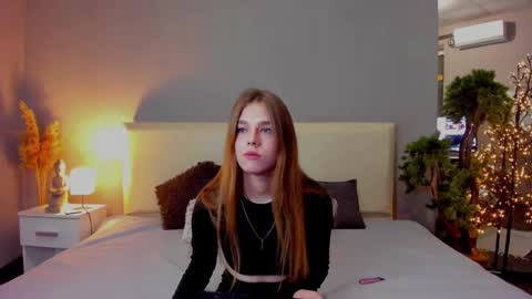 Snapshot of melissacrayzy chatting on 02/12/25, 07:23 MelissaCrayzy online show from 02/12/25, 07:23