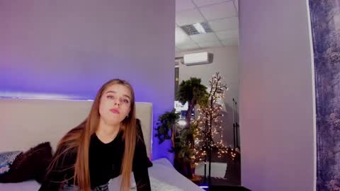 Snapshot of melissacrayzy chatting on 02/17/25, 12:27 MelissaCrayzy online show from 02/17/25, 12:27