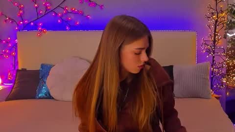 Snapshot of melissacrayzy chatting on 11/02/25, 06:05 MelissaCrayzy online show from 11/02/25, 06:05