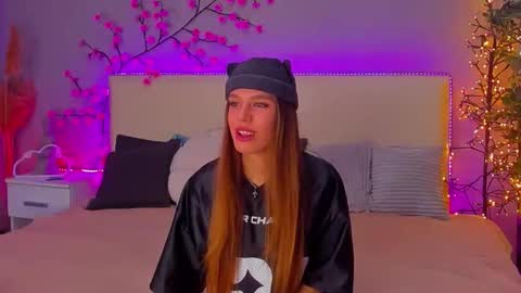 Snapshot of melissacrayzy chatting on 11/16/25, 06:19 MelissaCrayzy online show from 11/16/25, 06:19