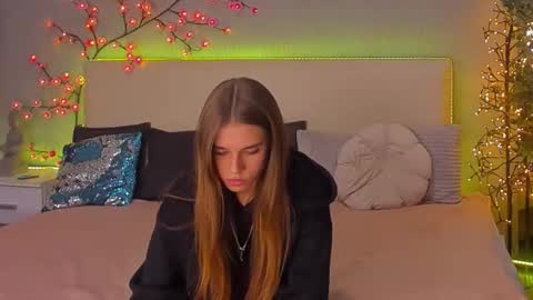 Snapshot of melissacrayzy chatting on 11/29/25, 02:53 MelissaCrayzy online show from 11/29/25, 02:53