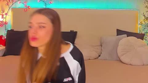 Snapshot of melissacrayzy chatting on 02/05/26, 07:13 MelissaCrayzy online show from 02/05/26, 07:13