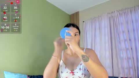 Meli online show from 11/24/25, 01:44