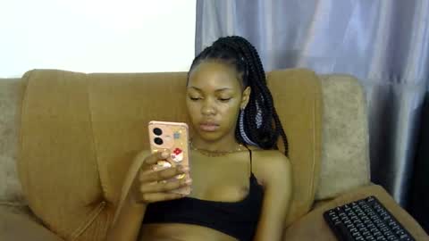 Snapshot of melissah_hot chatting on 02/21/25, 07:43 melissah_hot online show from 02/21/25, 07:43