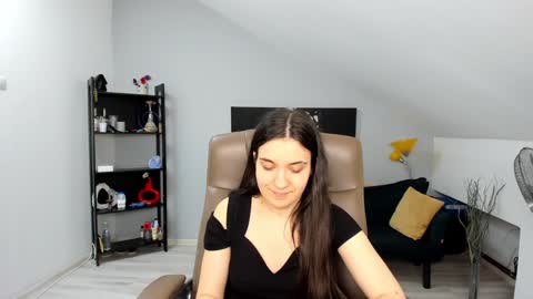 Snapshot of melissawiliam chatting on 02/05/25, 02:59 melissawiliam online show from 02/05/25, 02:59