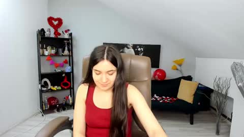 Snapshot of melissawiliam chatting on 02/17/25, 12:05 melissawiliam online show from 02/17/25, 12:05