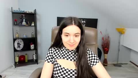 Snapshot of melissawiliam chatting on 02/18/25, 11:55 melissawiliam online show from 02/18/25, 11:55