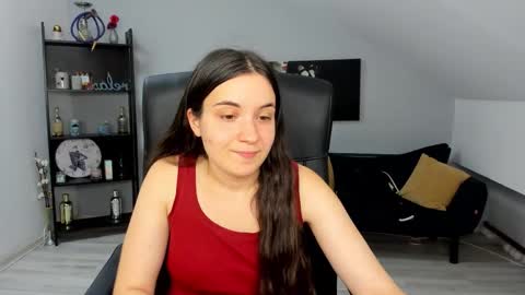 Snapshot of melissawiliam chatting on 09/19/25, 11:00 melissawiliam online show from 09/19/25, 11:00