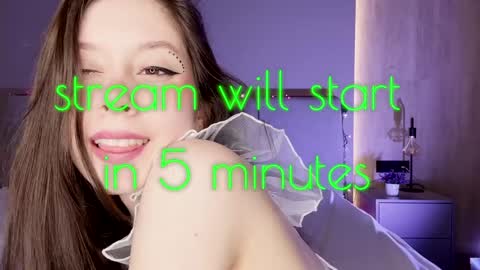 Snapshot of melissaxcbx chatting on 09/22/25, 03:36 NEXT STREAM in 7 3gmt--- online show from 09/22/25, 03:36