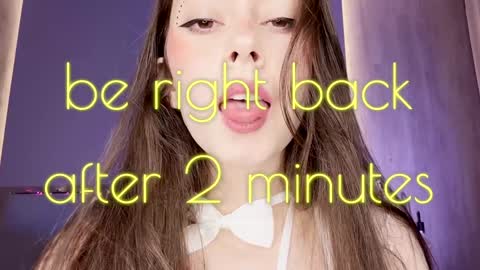 Snapshot of melissaxcbx chatting on 11/12/25, 02:17 NEXT STREAM in 7 3gmt--- online show from 11/12/25, 02:17