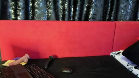 Snapshot of melizs chatting on 12/02/24, 02:19 Melissa online show from 12/02/24, 02:19