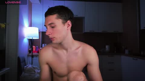 Snapshot of mell0wme chatting on 01/04/25, 02:25 Mello online show from 01/04/25, 02:25