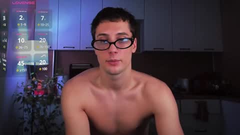 Snapshot of mell0wme chatting on 01/08/25, 10:15 Mello online show from 01/08/25, 10:15