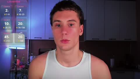 Snapshot of mell0wme chatting on 01/18/25, 01:08 Mello online show from 01/18/25, 01:08