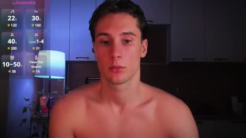 Snapshot of mell0wme chatting on 01/29/25, 03:01 Mello online show from 01/29/25, 03:01