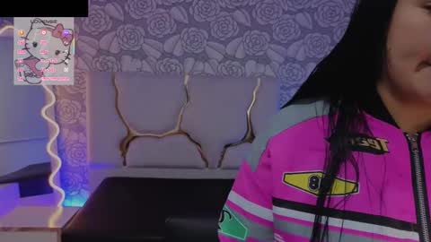 Snapshot of mellani_tay chatting on 11/05/25, 03:06 Mellani online show from 11/05/25, 03:06