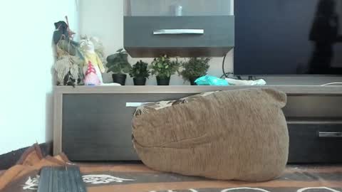 MellyMell  online show from 02/10/25, 11:02