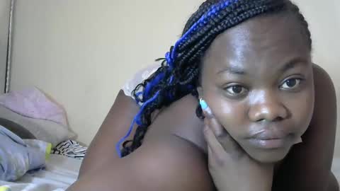 Snapshot of mellcy chatting on 12/11/24, 04:39 mell online show from 12/11/24, 04:39