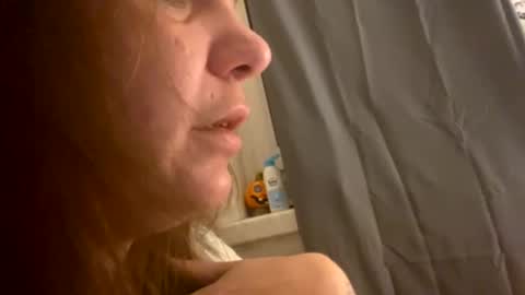 Snapshot of melli23 chatting on 12/12/24, 06:03 Melli online show from 12/12/24, 06:03