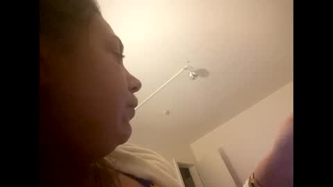 Snapshot of melli23 chatting on 12/13/24, 05:00 Melli online show from 12/13/24, 05:00