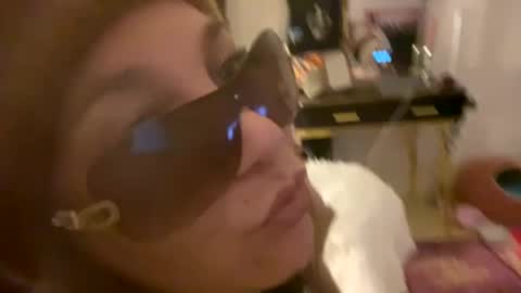 Snapshot of melli23 chatting on 01/07/25, 07:49 Melli online show from 01/07/25, 07:49