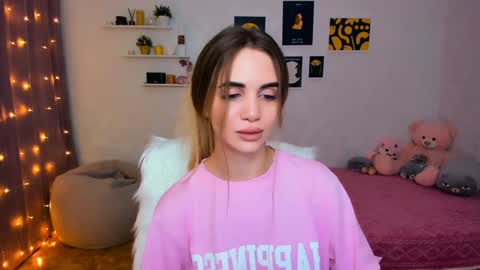 Snapshot of mellifluoustess chatting on 01/08/25, 08:50 Tessa online show from 01/08/25, 08:50