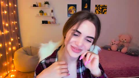 Snapshot of mellifluoustess chatting on 01/18/25, 12:46 Tessa online show from 01/18/25, 12:46