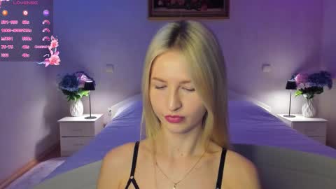 Snapshot of mellina_tey chatting on 01/18/26, 06:01 Mellina online show from 01/18/26, 06:01