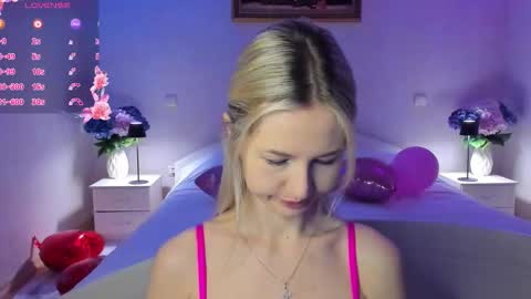 Snapshot of mellina_tey chatting on 02/11/26, 09:42 Mellina online show from 02/11/26, 09:42