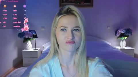 Snapshot of mellina_tey chatting on 03/01/26, 08:22 Mellina online show from 03/01/26, 08:22