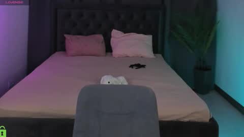 Mellisa Louis online show from 02/19/26, 04:52