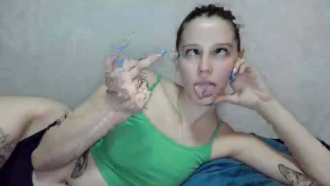 Snapshot of mellisamaxwell chatting on 11/30/25, 04:44 Mellisa online show from 11/30/25, 04:44