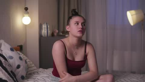 Lia online show from 04/13/26, 03:28