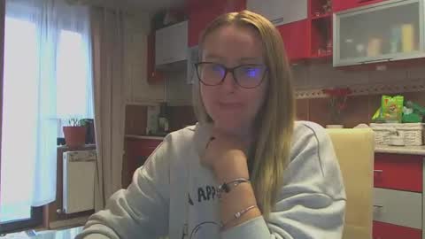 Melly online show from 02/27/25, 07:55