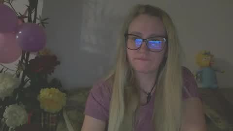 Melly online show from 02/14/26, 09:33