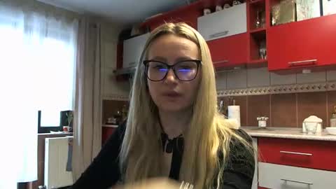 Melly online show from 02/26/26, 08:02