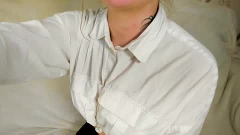 MelMooon online show from 02/24/26, 03:54