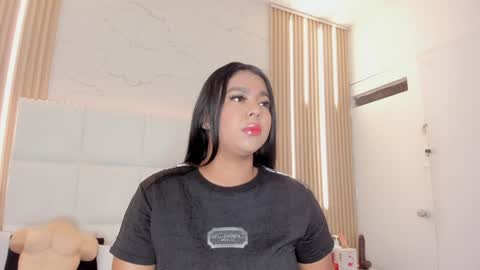 MELODDY PARKERR online show from 04/18/26, 12:09