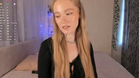 Snapshot of melodievejar chatting on 05/24/26, 01:38 melodievejar online show from 05/24/26, 01:38
