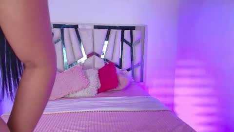 Snapshot of melody__77 chatting on 11/03/25, 11:15 online show from 11/03/25, 11:15